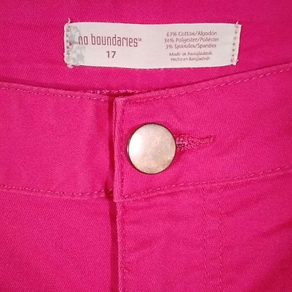 No Boundaries Women's Pants Size 17